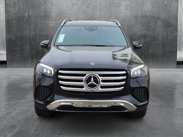 new 2025 Mercedes-Benz GLS 450 car, priced at $92,275