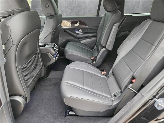 new 2025 Mercedes-Benz GLS 450 car, priced at $92,275