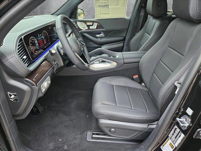new 2025 Mercedes-Benz GLS 450 car, priced at $92,275