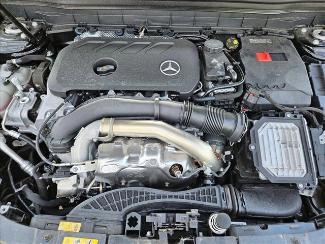 new 2025 Mercedes-Benz GLB 250 car, priced at $48,645