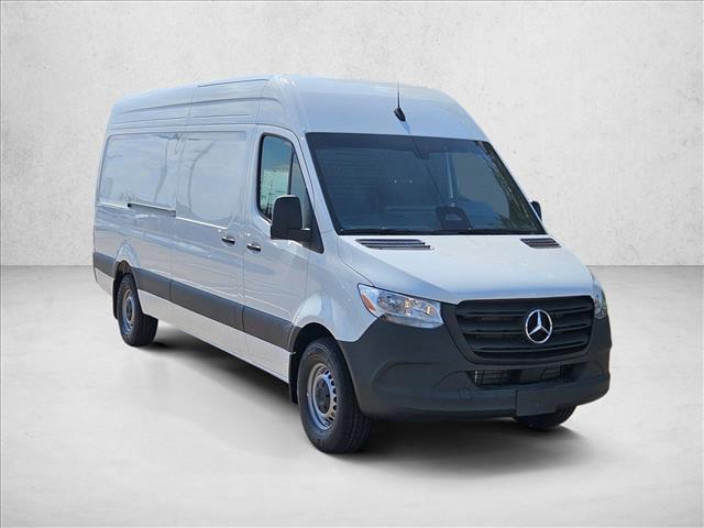 new 2025 Mercedes-Benz Sprinter 2500 car, priced at $65,638