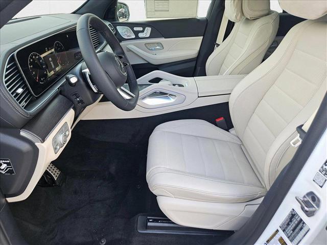 new 2025 Mercedes-Benz GLS 580 car, priced at $117,695