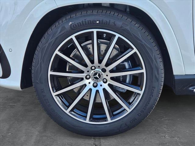 new 2025 Mercedes-Benz GLS 580 car, priced at $117,695