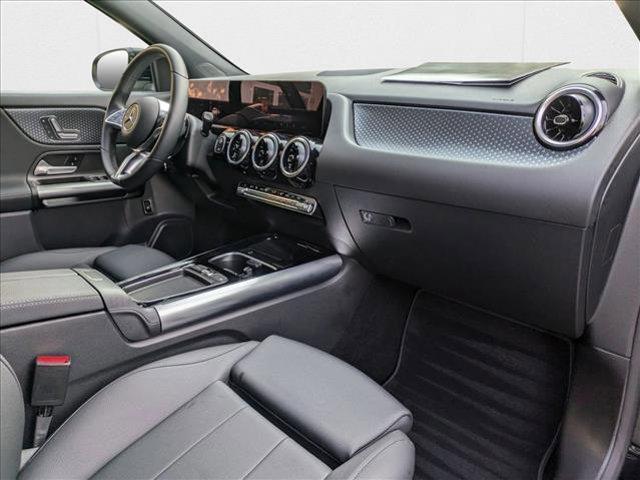 used 2025 Mercedes-Benz GLA 250 car, priced at $37,777