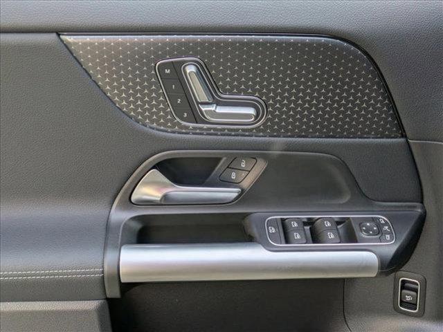 used 2025 Mercedes-Benz GLA 250 car, priced at $37,777