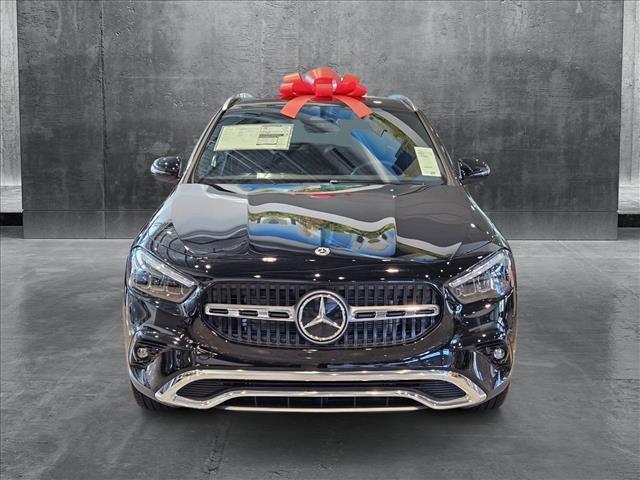 new 2024 Mercedes-Benz GLA 250 car, priced at $47,345