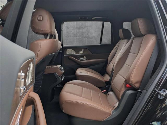 new 2025 Mercedes-Benz GLS 450 car, priced at $98,060