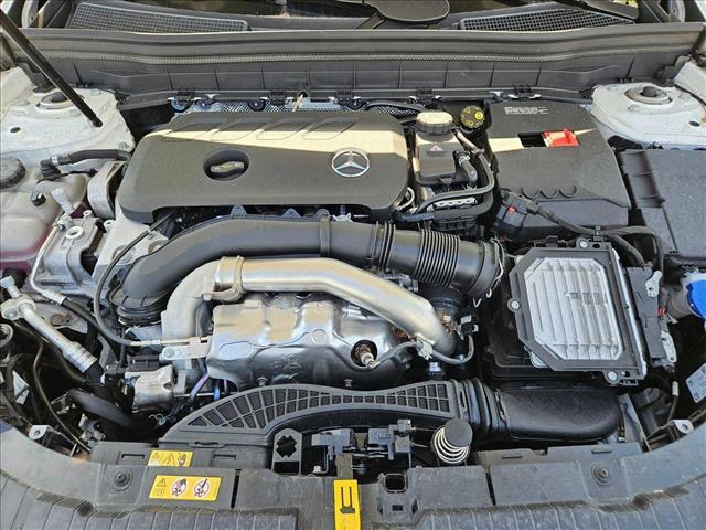new 2025 Mercedes-Benz GLB 250 car, priced at $48,645