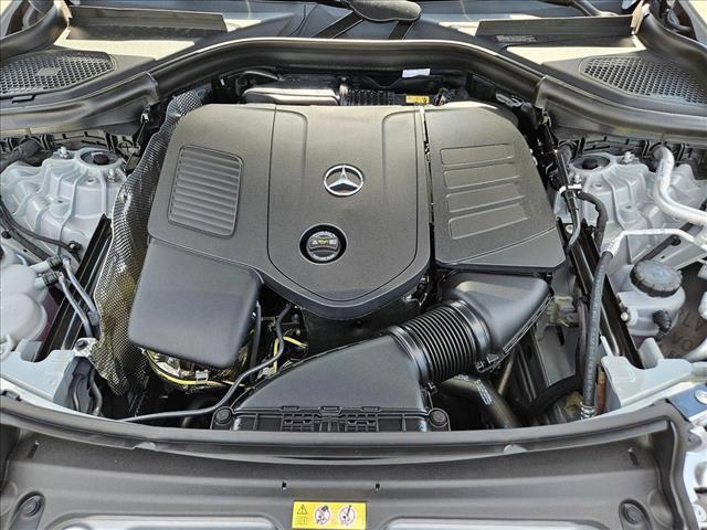 new 2025 Mercedes-Benz GLC 300 car, priced at $54,100