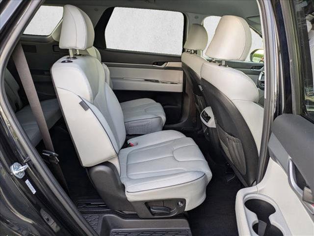 used 2024 Hyundai Palisade car, priced at $32,978
