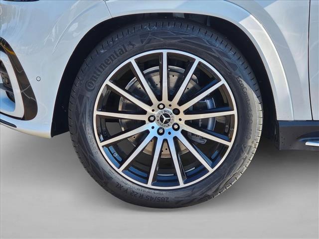 new 2026 Mercedes-Benz GLS 580 car, priced at $124,640