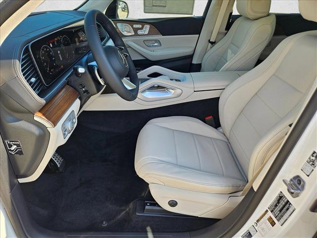 new 2026 Mercedes-Benz GLS 580 car, priced at $124,640