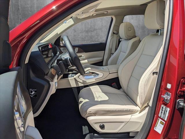 new 2025 Mercedes-Benz GLS 450 car, priced at $98,210