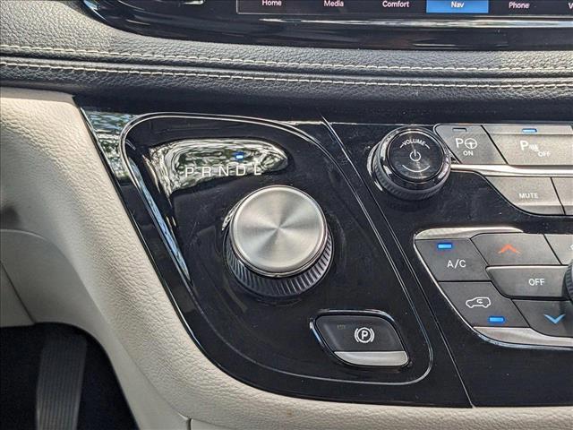 used 2021 Chrysler Pacifica Hybrid car, priced at $21,957