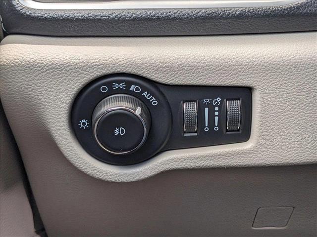 used 2021 Chrysler Pacifica Hybrid car, priced at $21,957