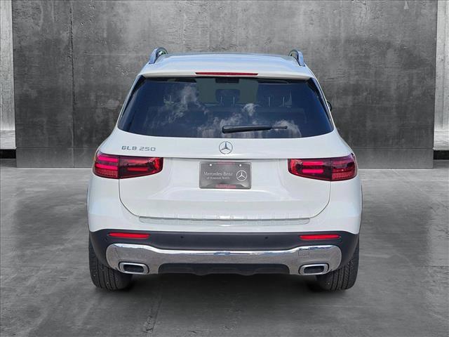 new 2025 Mercedes-Benz GLB 250 car, priced at $47,145