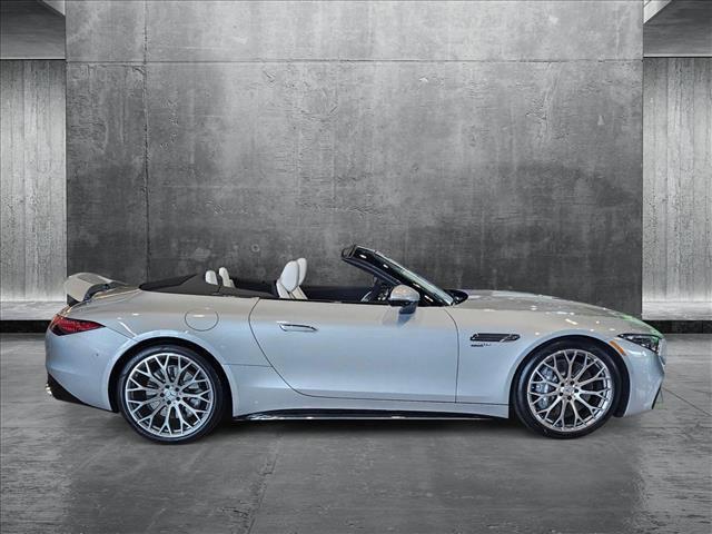 new 2025 Mercedes-Benz AMG SL 43 car, priced at $127,595
