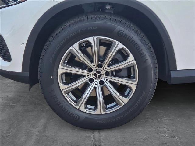 new 2025 Mercedes-Benz GLC 300 car, priced at $50,850
