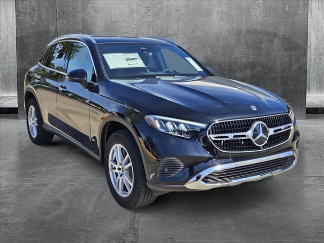 new 2025 Mercedes-Benz GLC 300 car, priced at $55,915