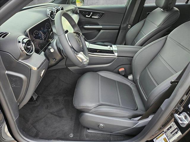 new 2025 Mercedes-Benz GLC 300 car, priced at $52,350