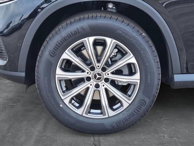 new 2025 Mercedes-Benz GLC 300 car, priced at $52,350