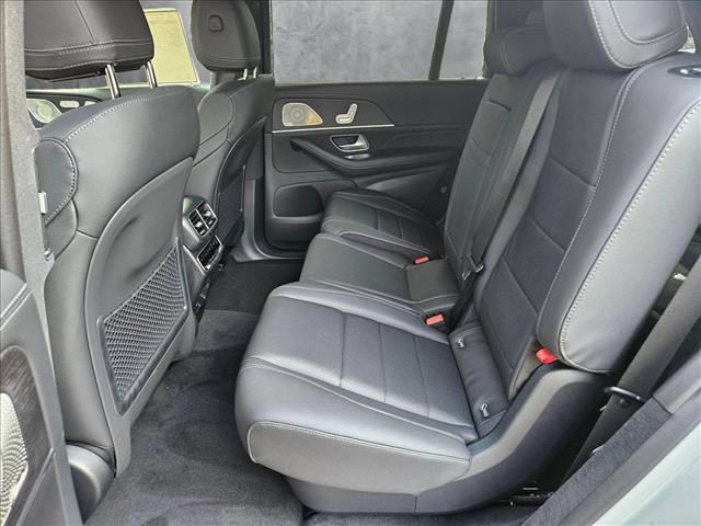 new 2025 Mercedes-Benz GLS 450 car, priced at $101,275