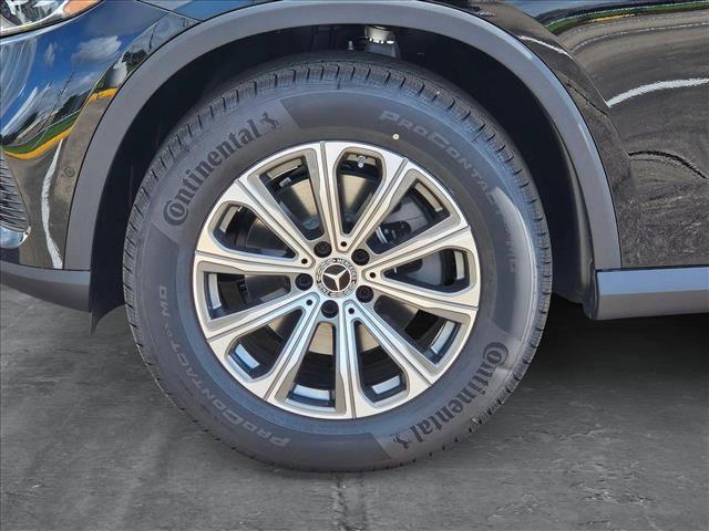 new 2025 Mercedes-Benz GLC 300 car, priced at $50,850