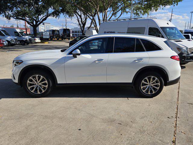 new 2025 Mercedes-Benz GLC 300 car, priced at $55,915