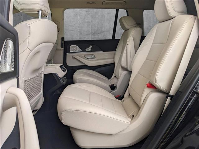 new 2025 Mercedes-Benz GLS 450 car, priced at $95,285