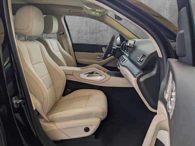 new 2025 Mercedes-Benz GLS 450 car, priced at $95,285