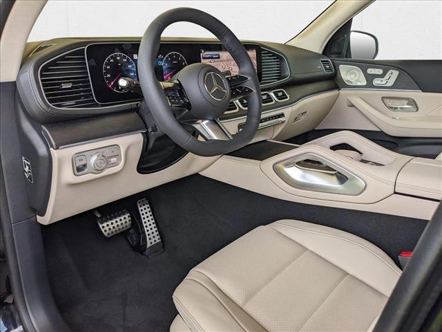 new 2025 Mercedes-Benz GLS 450 car, priced at $95,285