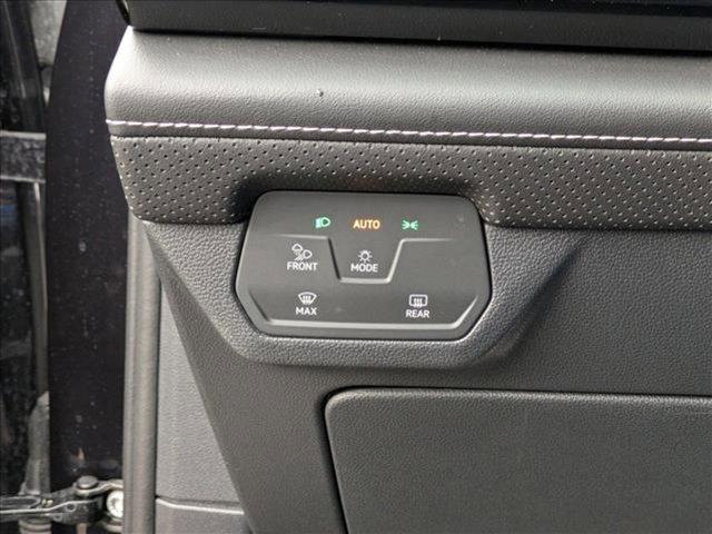 used 2025 Volkswagen Atlas car, priced at $36,952