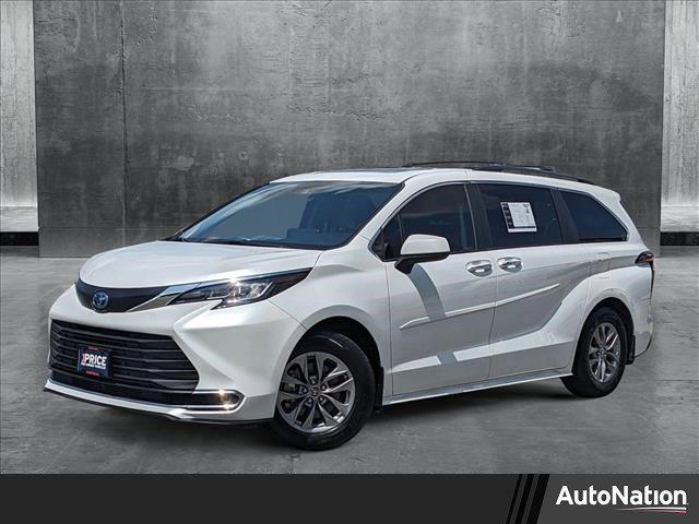 used 2022 Toyota Sienna car, priced at $35,988