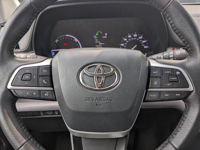 used 2022 Toyota Sienna car, priced at $35,988