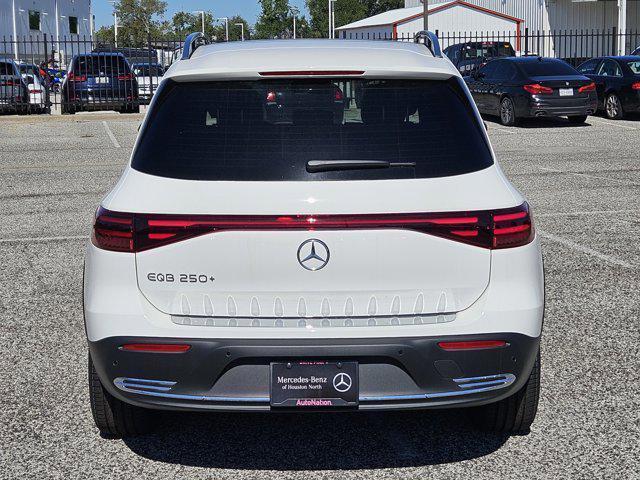 new 2024 Mercedes-Benz EQB 250 car, priced at $57,125