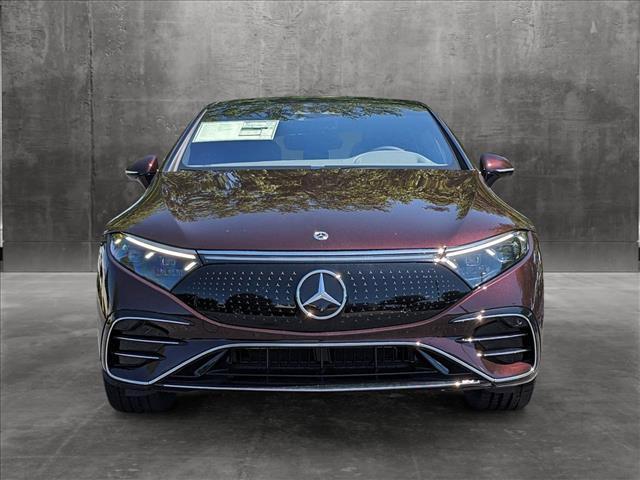 new 2024 Mercedes-Benz EQS 580 car, priced at $146,610
