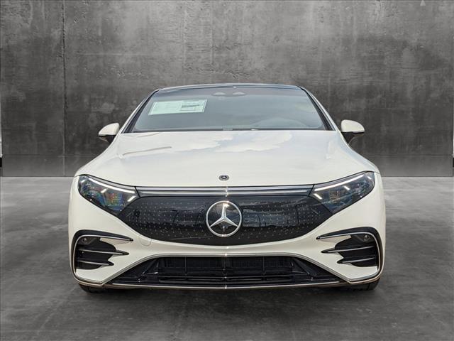 new 2023 Mercedes-Benz EQS 580 car, priced at $135,535