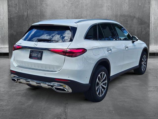 new 2025 Mercedes-Benz GLC 300 car, priced at $50,850