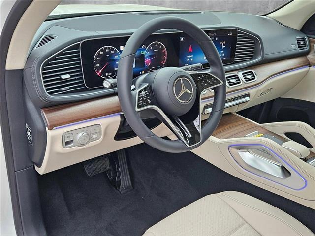 new 2025 Mercedes-Benz GLS 450 car, priced at $91,800