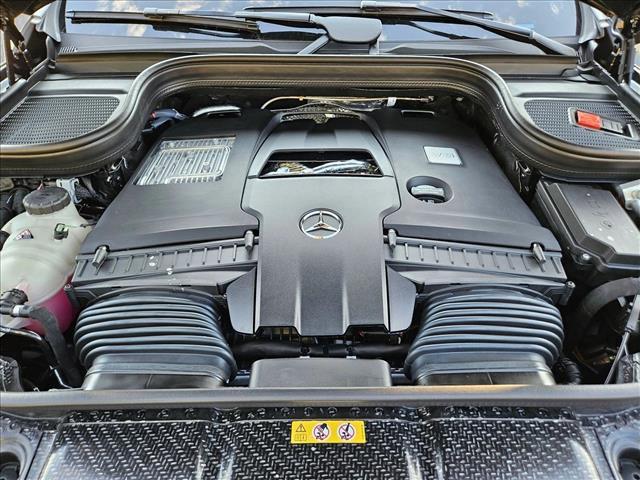 new 2026 Mercedes-Benz GLS 580 car, priced at $124,290