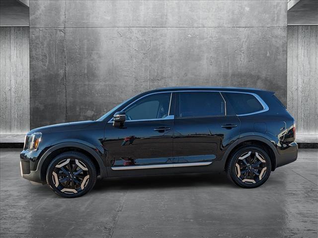 used 2023 Kia Telluride car, priced at $33,370