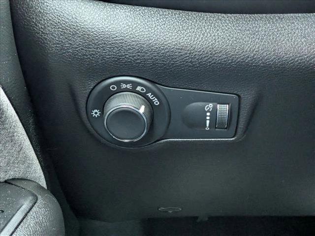 used 2025 Jeep Compass car, priced at $22,291