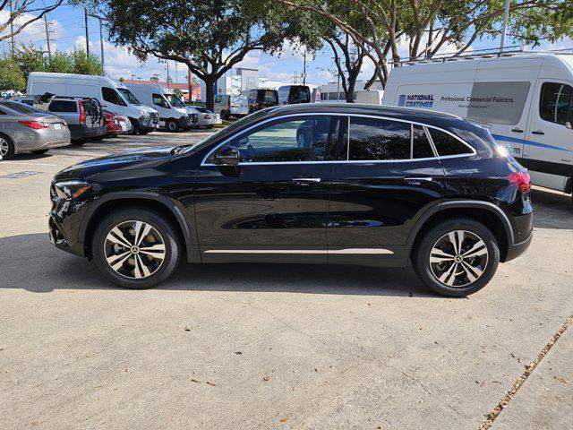 new 2025 Mercedes-Benz GLA 250 car, priced at $48,315