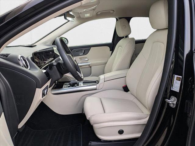 used 2025 Mercedes-Benz GLA 250 car, priced at $37,777