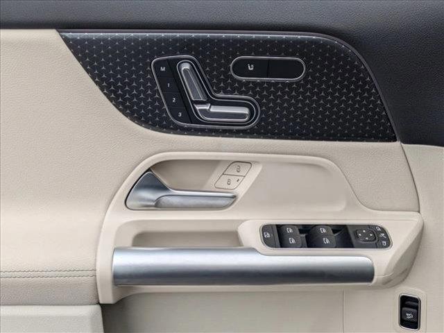 used 2025 Mercedes-Benz GLA 250 car, priced at $37,777
