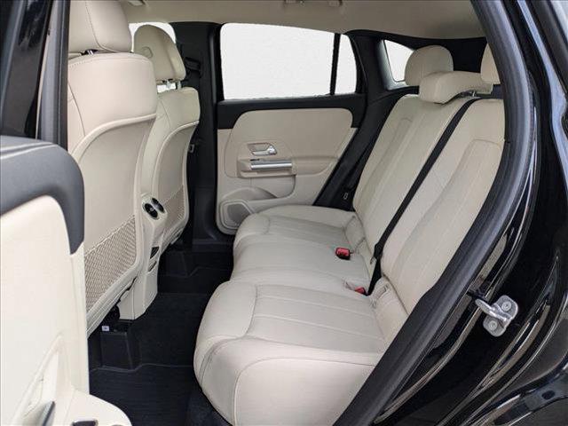 used 2025 Mercedes-Benz GLA 250 car, priced at $37,777