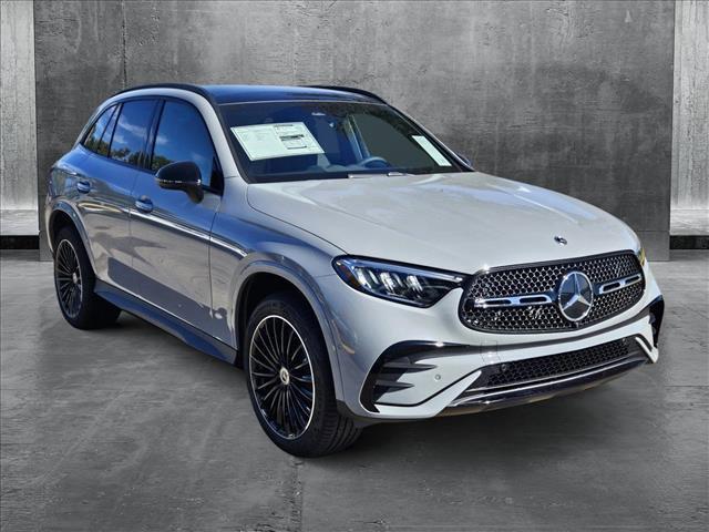 new 2025 Mercedes-Benz GLC 300 car, priced at $62,115