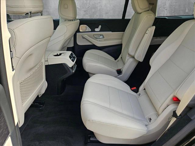 new 2025 Mercedes-Benz GLS 450 car, priced at $96,185