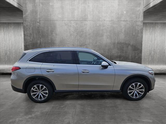 new 2024 Mercedes-Benz GLC 300 car, priced at $54,975