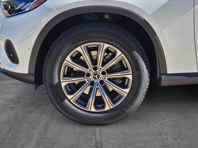 used 2025 Mercedes-Benz GLC 300 car, priced at $45,777